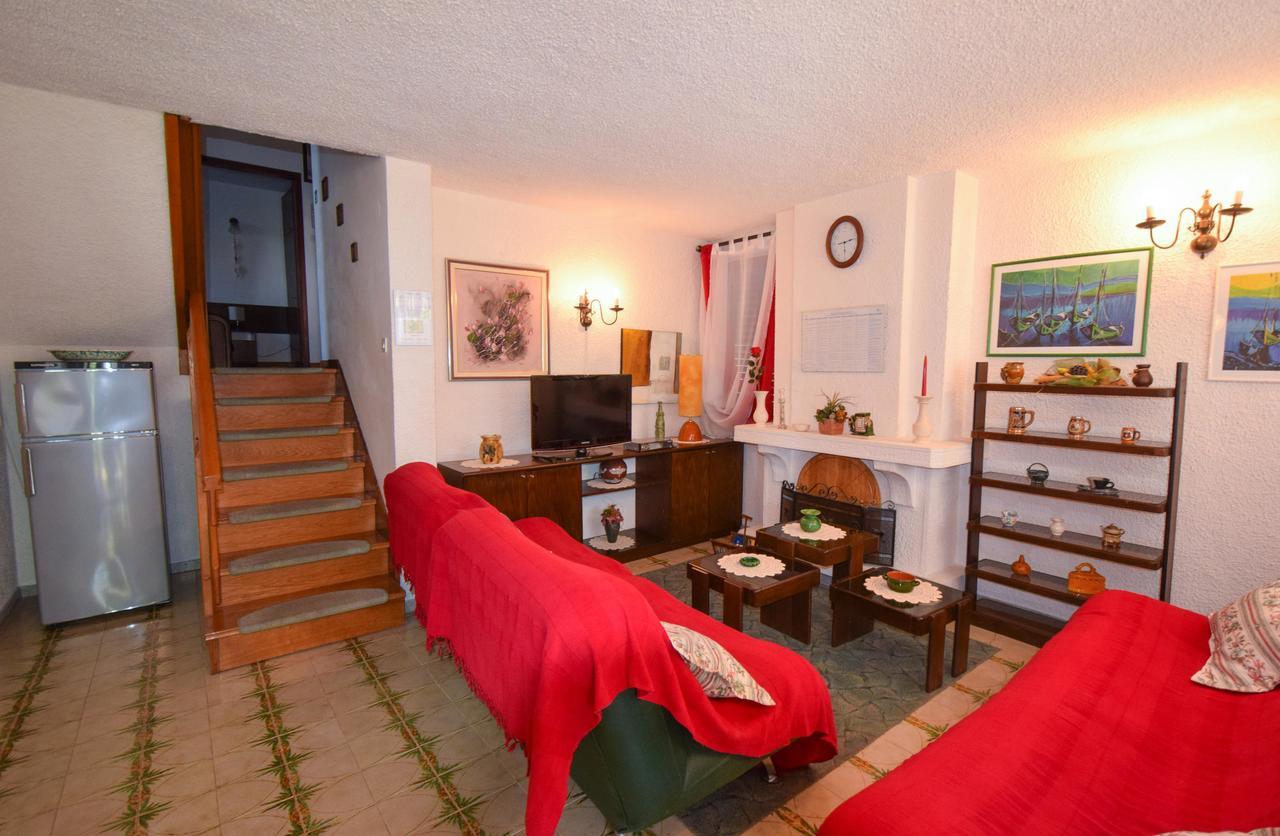 Apartment Petrlin Malinska Exterior foto